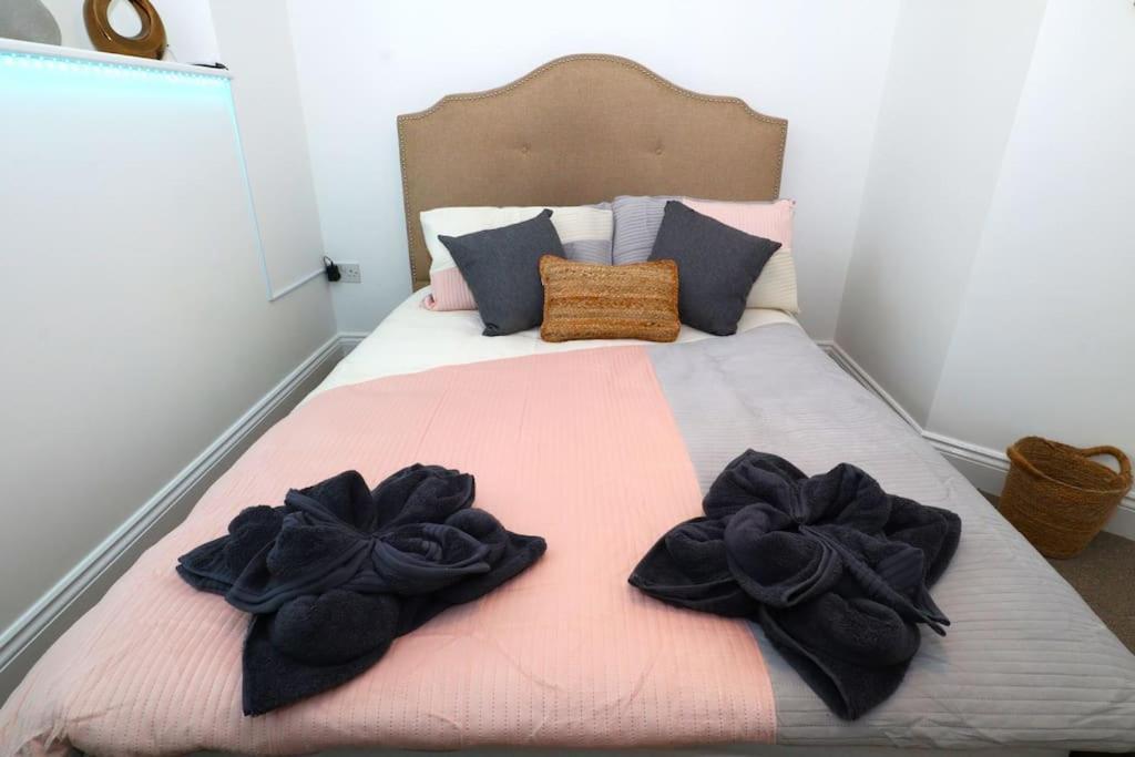 New Sunset Square Eastbourne 2 Bed Apartment, Long Stay Welcome Dış mekan fotoğraf