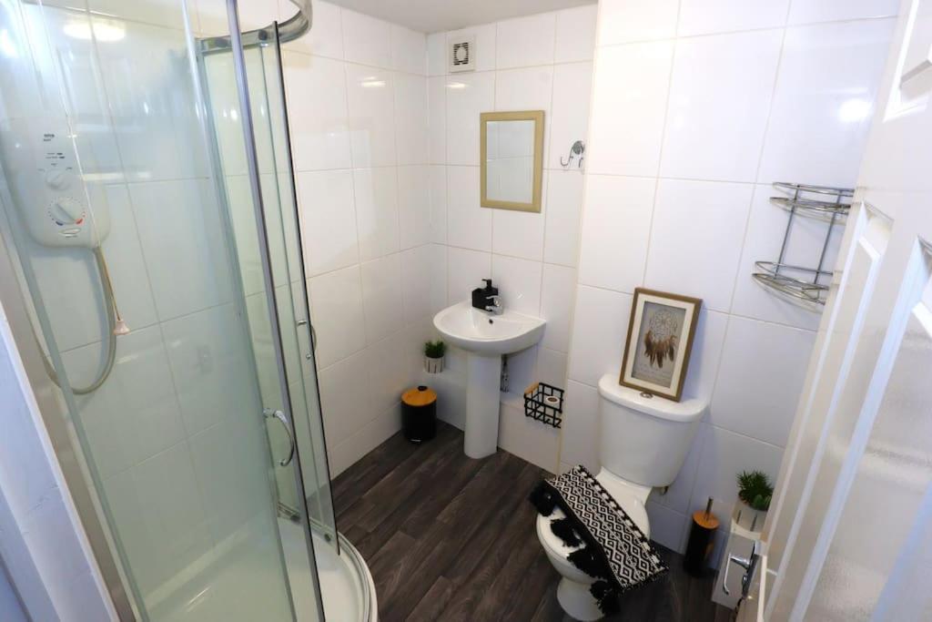 New Sunset Square Eastbourne 2 Bed Apartment, Long Stay Welcome Dış mekan fotoğraf